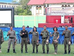 Sejumlah Anggota Satpol-PP Kalteng, Lakukan Pengaman Acara Kebaktian Pembaruan Iman Nasional