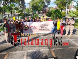 Forum Kebangsaan Ormas Kalteng Bagikan Takjil Kepada Masyarakat Kota Palangka Raya 