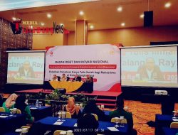 Bekali Ratusan Mahasiswa, Drs. H. Mukhtarudin Gelar Pelatihan Karya Tulis Ilmiah (KTI)