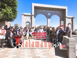 Alfamart Berangkatkan Puluhan Karyawan Terbaik untuk Ibadah Umrah