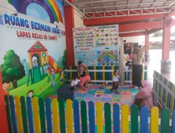 Tingkatkan Pelayanan Masyarakat, Lapas Sampit Sediakan Area Bermain bagi Anak-Anak Pengunjung