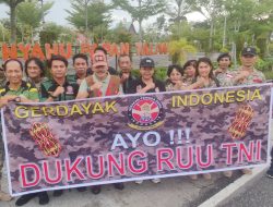 Gerdayak Bagi-bagi Takjil dan Mendukung RUU TNI