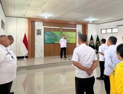 Tegaskan Etika ASN, Plh. Kakanwil Pimpin Apel Pagi Jajaran Ditjenpas Kalteng