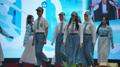 Kalteng Gratiskan Seragam: Dari Kota Hingga Pelosok Pedalaman