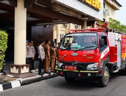 Kalteng Optimalkan Armada Darat: Mobil Damkar hingga Tangki Air Dikerahkan ke Titik Rawan